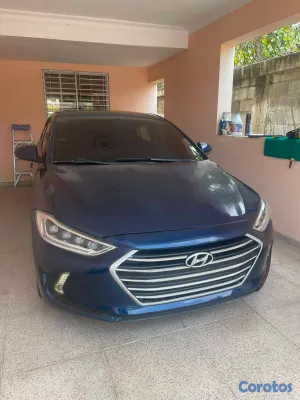 2017 Hyundai Elantra — foto 5 / 5