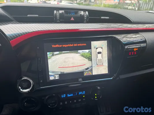 2025 Toyota Hilux — foto 6 / 11