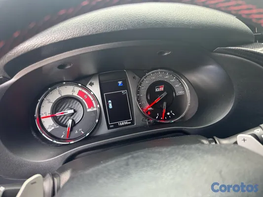 2025 Toyota Hilux — foto 11 / 11