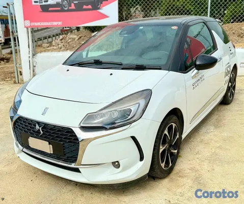 2019 Citroën DS3 — foto 8 / 8