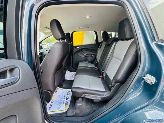 2019 Ford Escape — foto 7 / 10