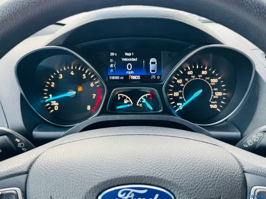 2019 Ford Escape — foto 9 / 10