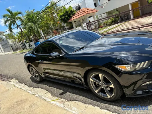 2015 Ford Mustang — foto 6 / 6