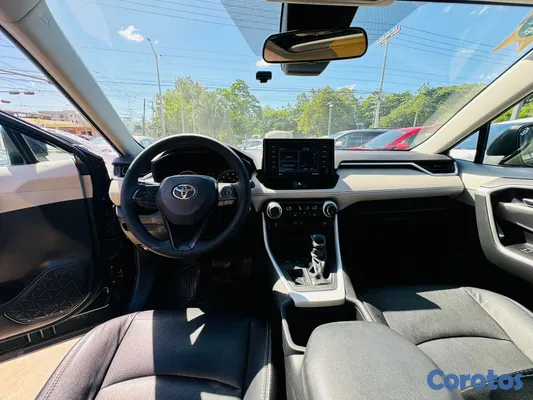 2022 Toyota Rav-4 — foto 8 / 10