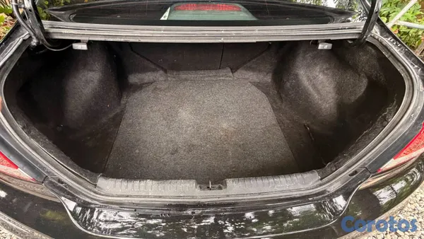 2015 Honda Civic — foto 5 / 14