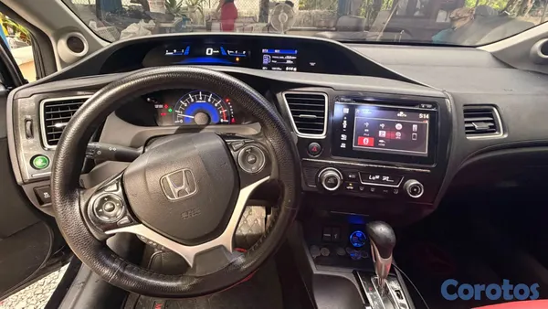 2015 Honda Civic — foto 13 / 14