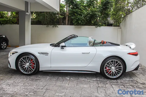 2026 Mercedes-Benz Clase SL 55-AMG — foto 14 / 18