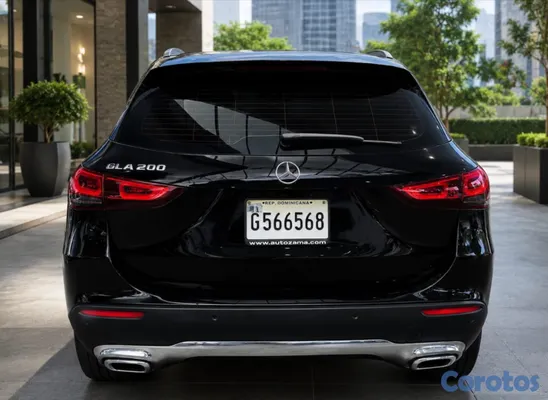 2021 Mercedes-Benz Clase GLA — foto 3 / 3
