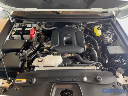 2027 Toyota Land Cruiser Prado — foto 11 / 11