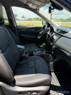 2020 Nissan Rogue — foto 7 / 9