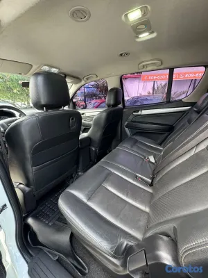 2016 Isuzu Mux — foto 5 / 9