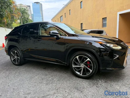 2017 Lexus Rx — foto 2 / 13
