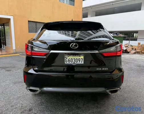 2017 Lexus Rx — foto 6 / 13