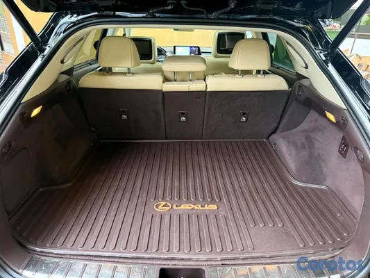 2017 Lexus Rx — foto 8 / 13