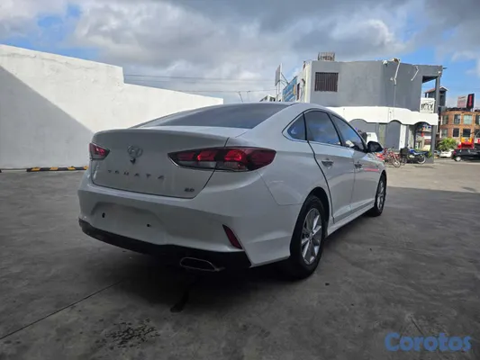 2018 Hyundai Sonata — foto 4 / 20