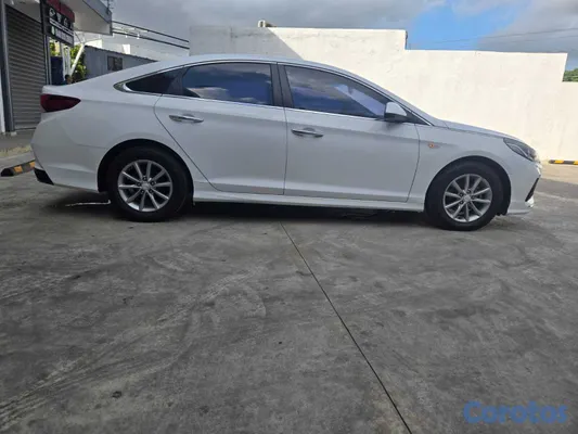 2018 Hyundai Sonata — foto 11 / 20