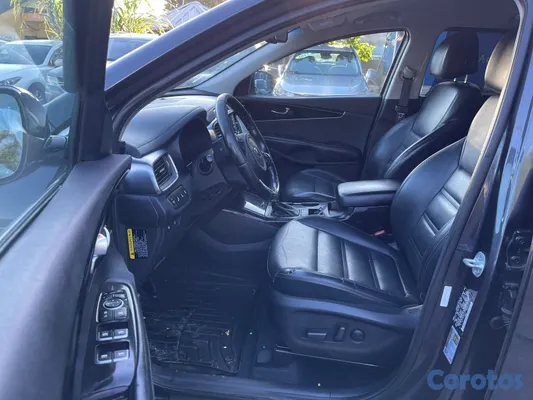 2017 Kia Sorento — foto 3 / 8