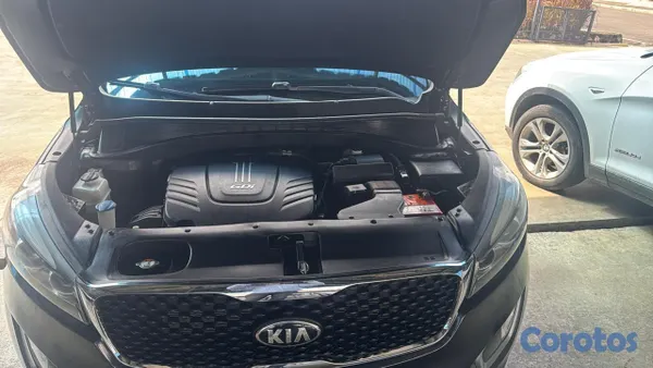 2017 Kia Sorento — foto 8 / 8
