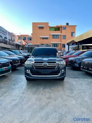 2020 Toyota Land Cruiser — foto 3 / 14