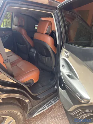 2014 Hyundai Santa Fe — foto 8 / 15