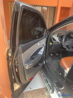 2014 Hyundai Santa Fe — foto 12 / 15