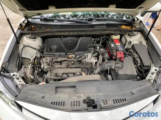 2018 Toyota Camry — foto 12 / 20