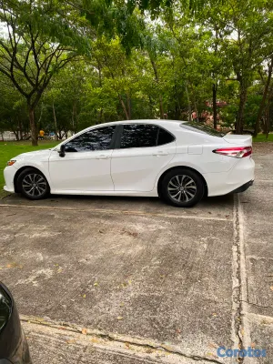 2018 Toyota Camry — foto 13 / 20