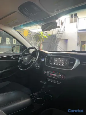2020 Kia Sorento — foto 6 / 8