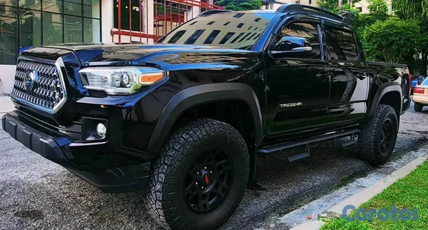 2019 Toyota Tacoma — foto 2 / 5