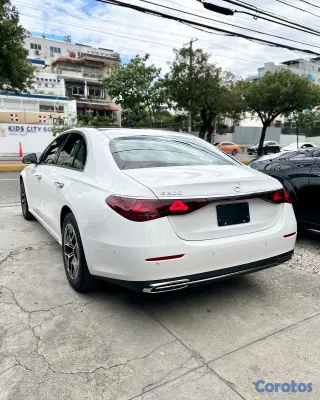 2026 Mercedes-Benz Clase E — foto 3 / 13