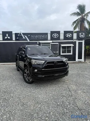 2011 Toyota 4 Runner — foto 5 / 8
