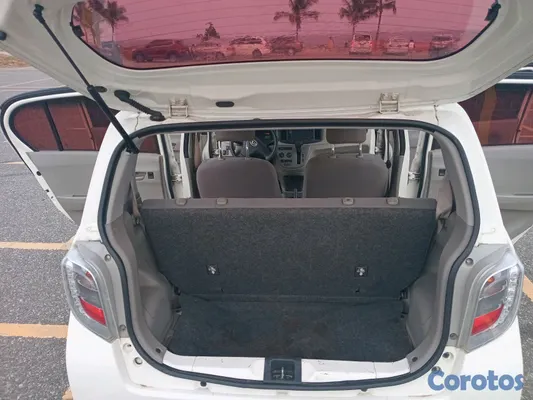 2015 Daihatsu Mira — foto 7 / 12
