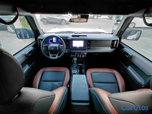 2022 Ford Bronco — foto 10 / 10