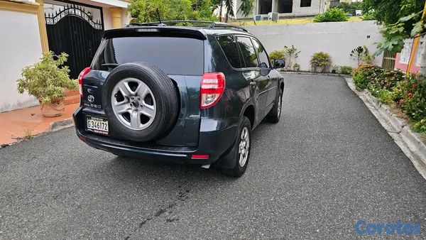 2010 Toyota Rav-4 — foto 3 / 10