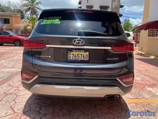 2020 Hyundai Santa Fe — foto 6 / 11