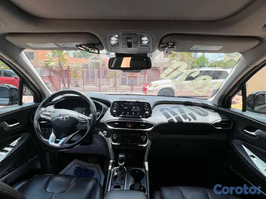 2020 Hyundai Santa Fe — foto 8 / 11