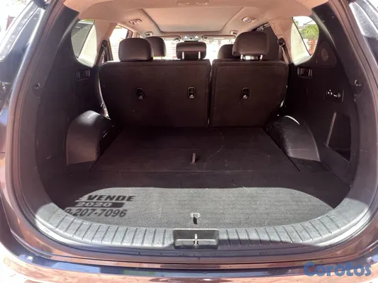 2020 Hyundai Santa Fe — foto 10 / 11