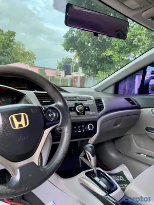 2012 Honda Civic — foto 6 / 9