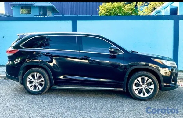 2014 Toyota Highlander — foto 4 / 9