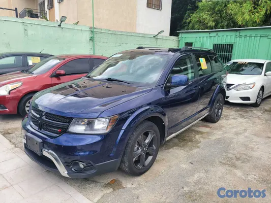 2020 Dodge Journey Crossroad — foto 2 / 10