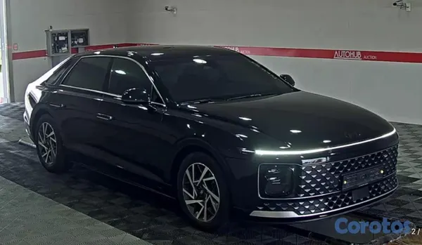 2022 Hyundai Grandeur — foto 2 / 12