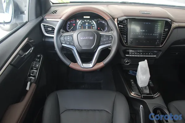 2025 Isuzu Dmax — foto 6 / 9