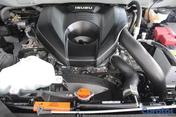2025 Isuzu Dmax — foto 9 / 9
