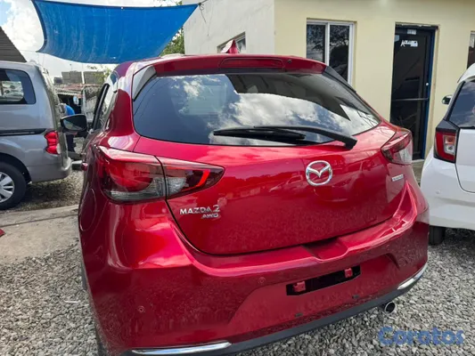 2020 Mazda 2 — foto 5 / 6