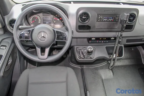 2026 Mercedes-Benz Sprinter — foto 4 / 11