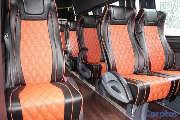2026 Mercedes-Benz Sprinter — foto 9 / 11