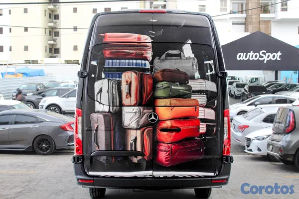 2026 Mercedes-Benz Sprinter — foto 11 / 11