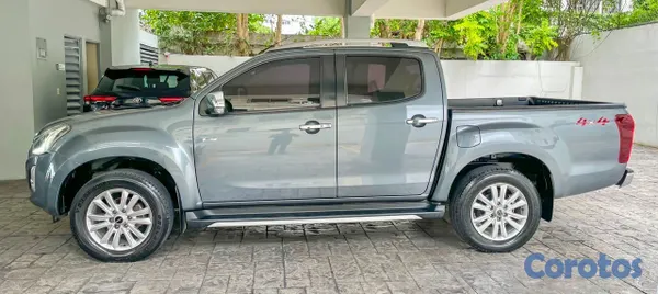 2020 Isuzu Dmax — foto 5 / 11