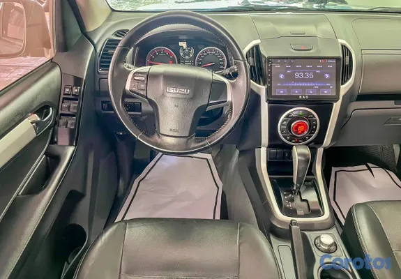 2020 Isuzu Dmax — foto 8 / 11