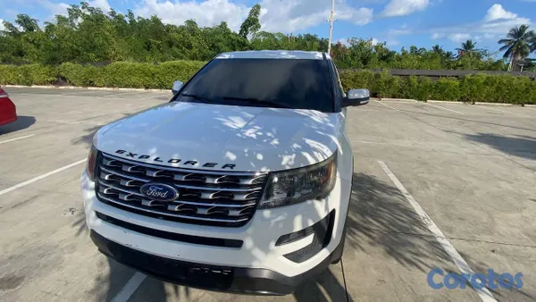 2017 Ford Explorer — foto 5 / 7
